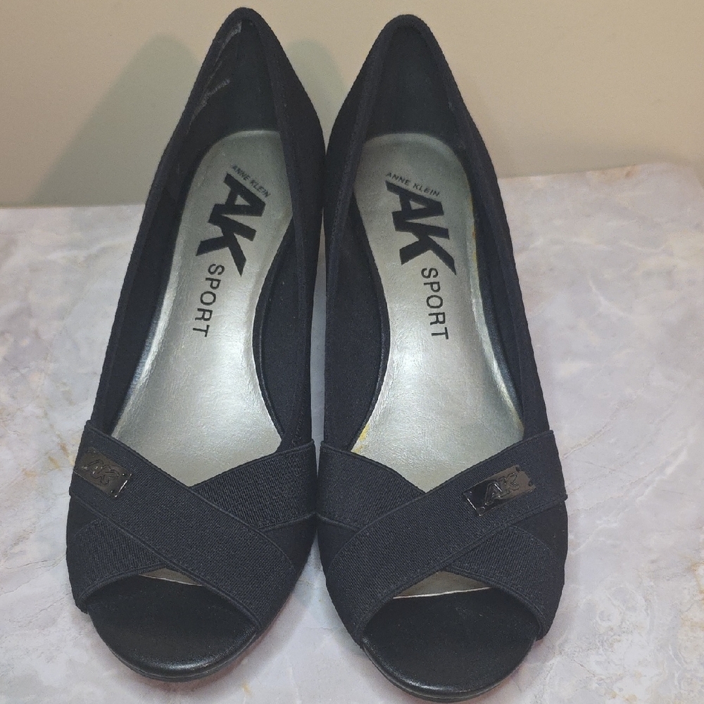 Anne Klein Peep Toe Shoes Black Low Wedge Women Size 8.5